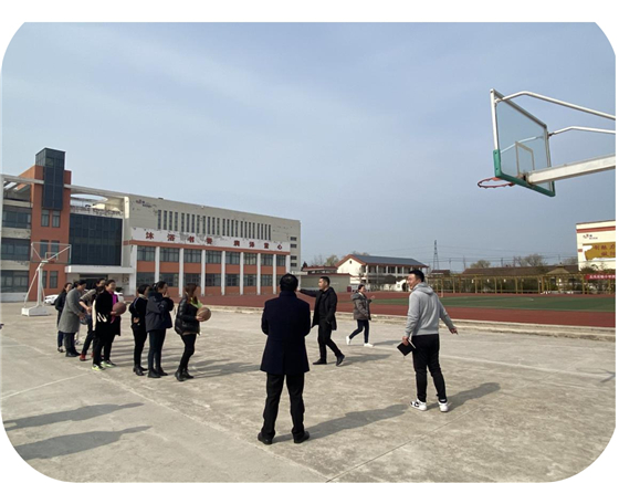 濱?？h五汛鎮(zhèn)中心小學(xué)舉行慶祝第111個國際三八婦女節(jié)活動