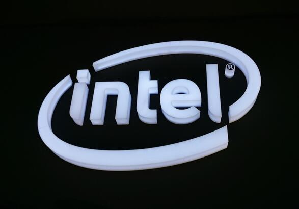 罕見交給臺積電代工 Intel CEO的新策略:買買買