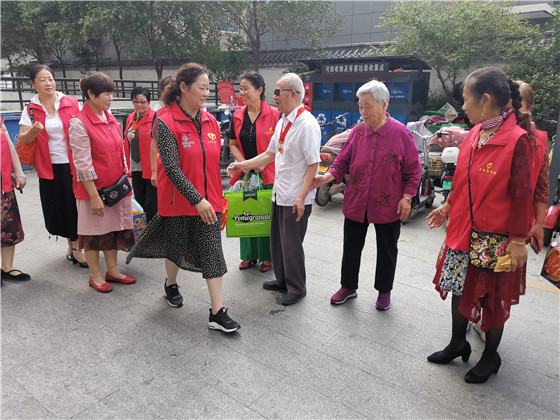李彥清：“活著的王杰，當(dāng)代的保爾”